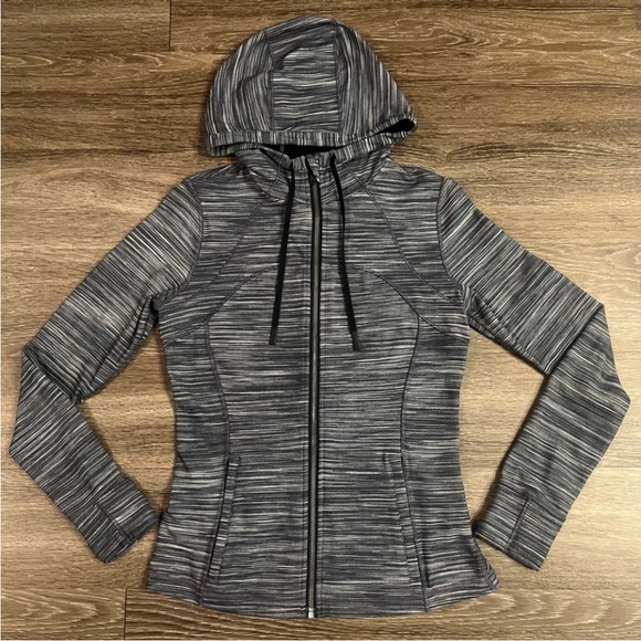 SOLD Lululemon Hooded Define Jacket in Black and White Heathered Size 8 - Picture 6 of 8